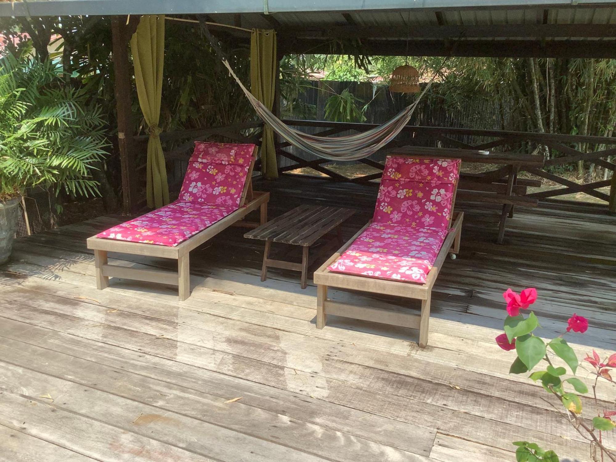 Bamboe Villa Meerzorg ภายนอก รูปภาพ